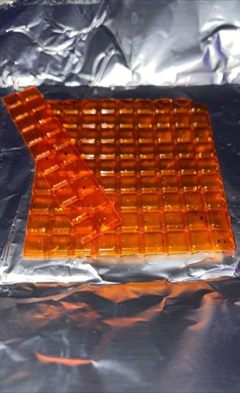 photo_6044296090158743203_y-1-768x1259